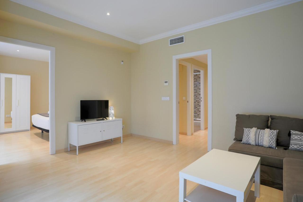 Апартаменты Bbarcelona Sagrada Familia Flats Экстерьер фото